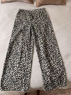 Zara Mid Rise Wide Leg animal print jeans
